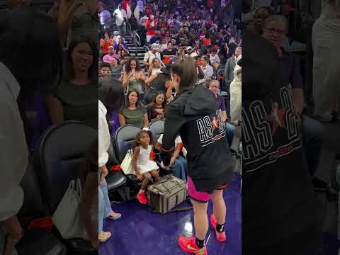 Caitlin Clark &amp; Kobe Bryant&#039;s Family has a moment during WNBA All-Star Game | Indiana Fever
