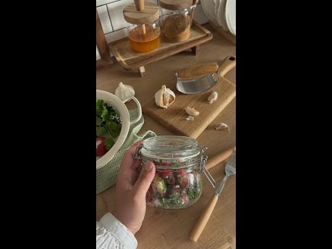 Discover the 5-Minute Pickled Radish Recipe That Will Change Your Salad Game Forever!