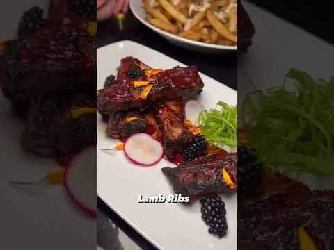 ✨HOUSTON🔥HOT NEW DOWNTOWN DINING SPOT #shorts #trending #youtube#food #houston#foodblogger