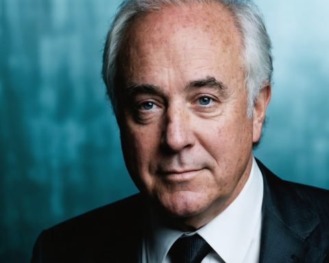 The Hidden Life of Lorne Michaels: Behind the Curtain of Saturday Night Live’s 50-Year Legacy The Hidden Life of Lorne Michaels: Behind the Curtain of Saturday Night Live’s 50-Year Legacy